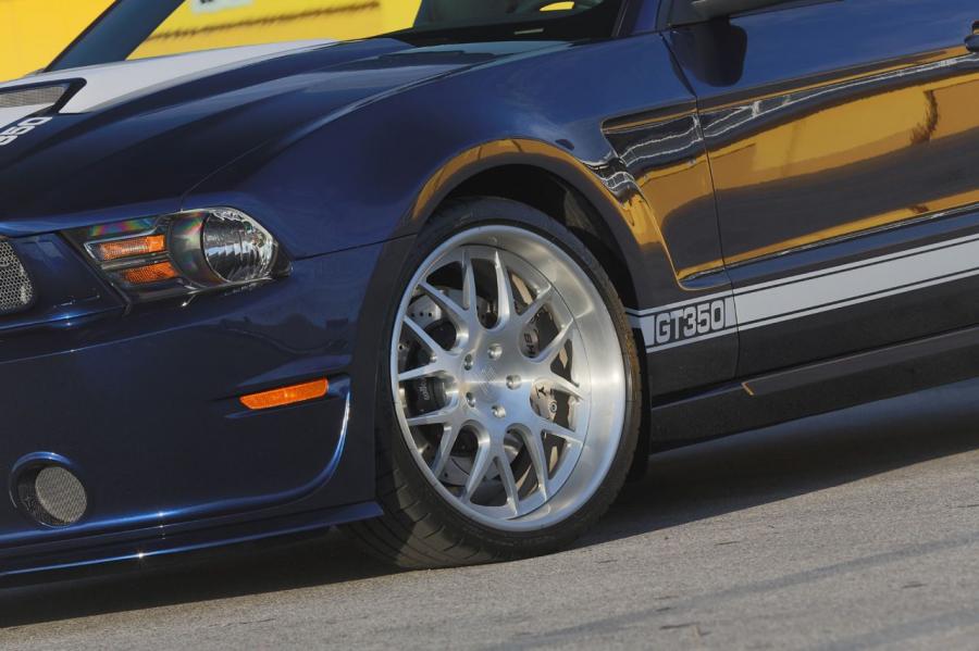  Shelby GT350 Convertible Number One 2012 года  (фото 18 из 41)